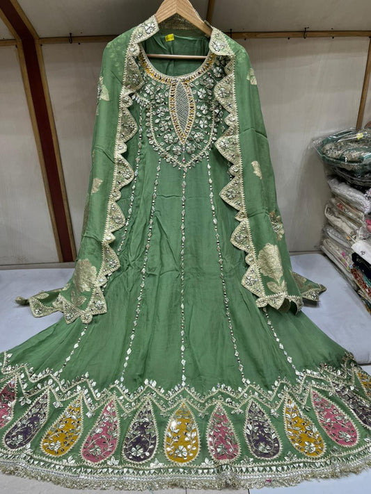 Mirror Aanarkali