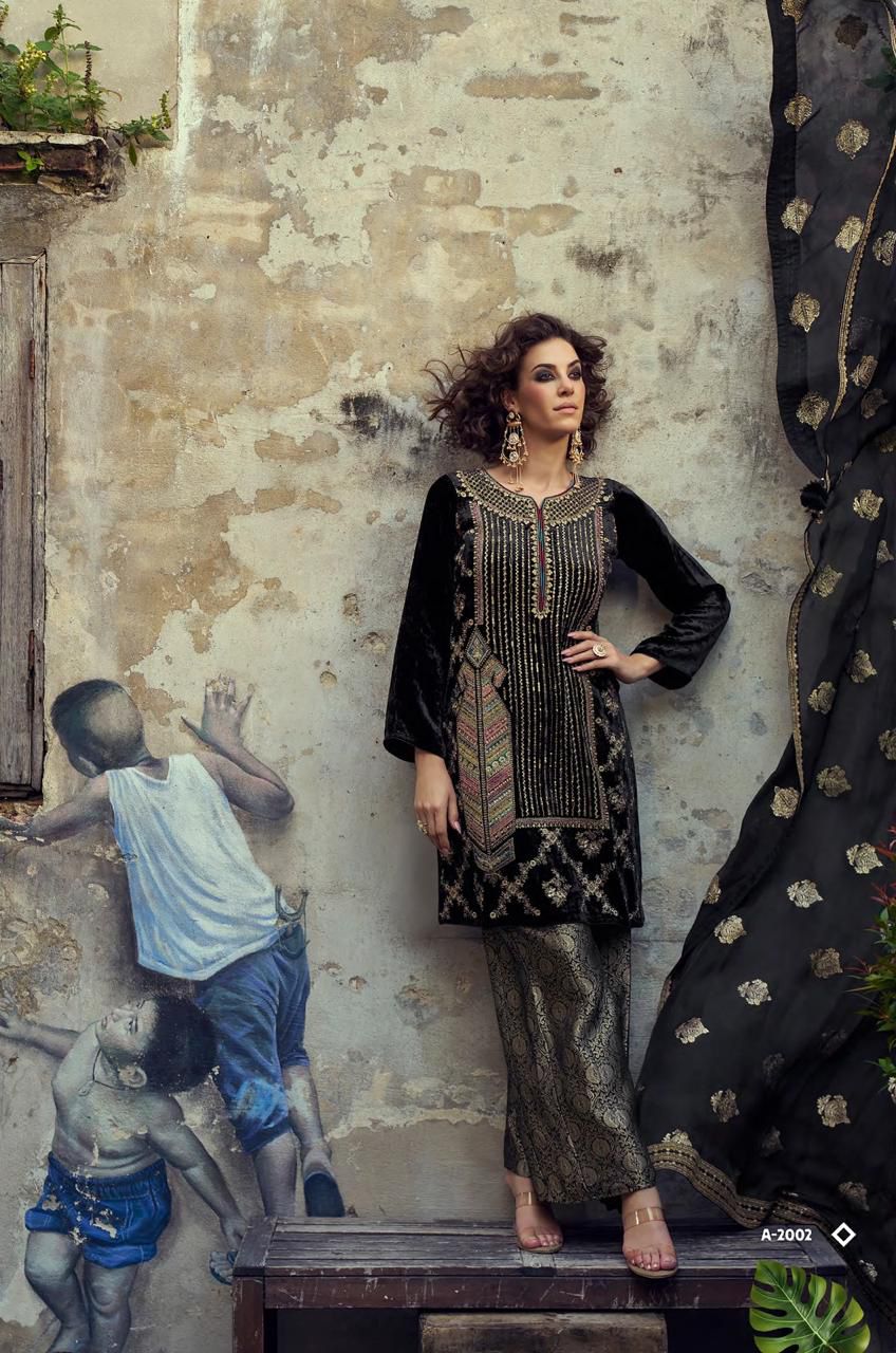 Kimkhab Salwar Velvet Suit