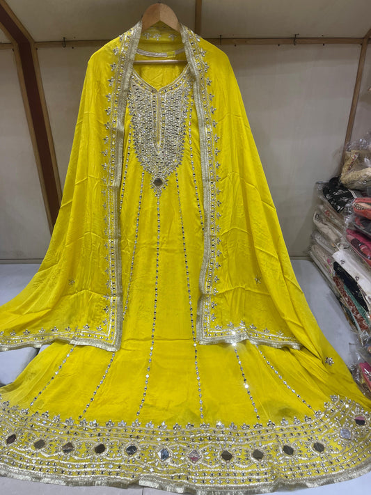 Vibrant Mirror Aanarkali