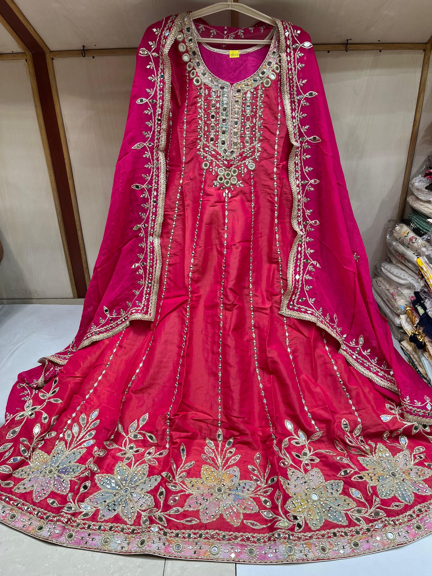 Bestseller Shimmer Aanarkali