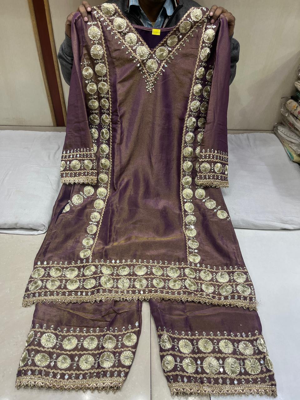 Viral Pant Mirror Suit