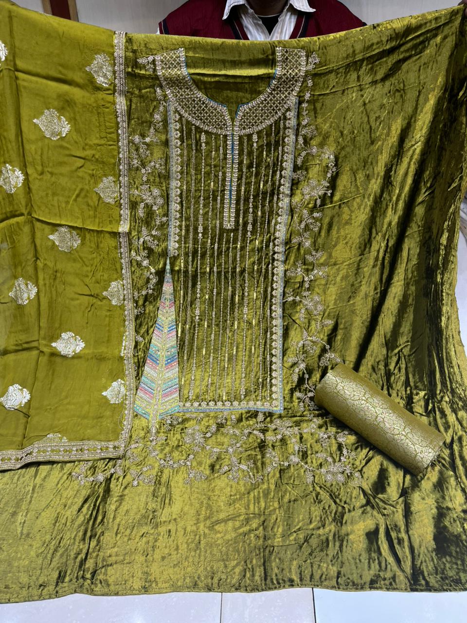 Kimkhab Salwar Velvet Suit