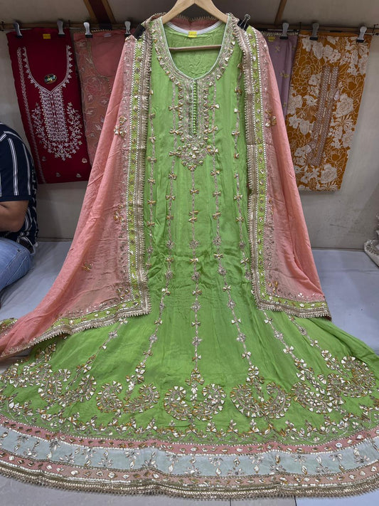 Chinnon Gotta Work Anarkali