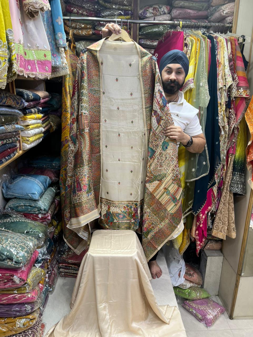 Pure Silk Position Prints Suits